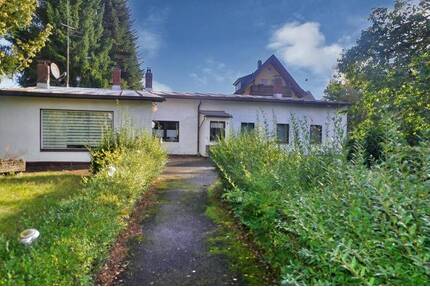 Renovierungsbedürftiger Bungalow in sehr guter, zentraler Lage von Marktredwitz