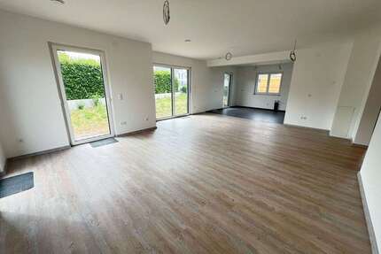 Haus zum Kaufen in Wiedemar OT Zwochau 539.000,00 € 155 m²