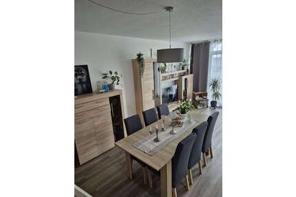 Wohnung zum Mieten in Isernhagen 1.025,00 € 114 m²