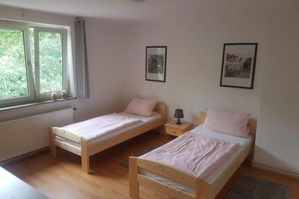 Monteurzimmer, Ferienwohnung für 3-8 Personen - Kassel Philippinenhof-Warteberg