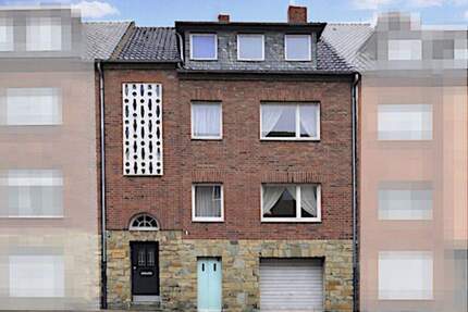 Stadthaus für die große Familie oder Mehrparteien-Projekt mit Modernisierungsbedarf - Mönchengladbach Waldhausen