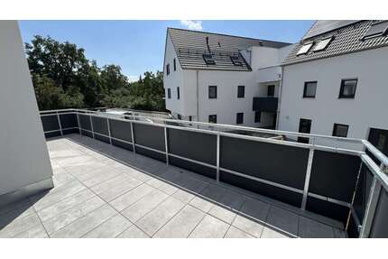 Wohnung zum Mieten in Regenstauf 1.460,00 € 97 m²