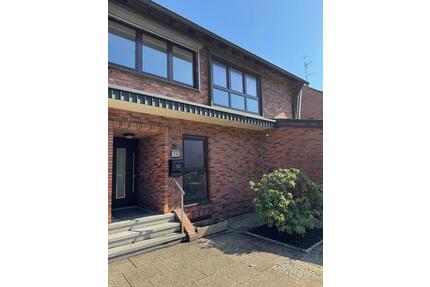 Schöne DHH in Schmachtendorf - Erstbezug nach Sanierung - Garten + Garage + Stellplatz - Oberhausen