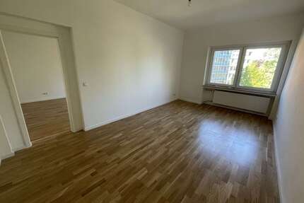 Wohnung zum Mieten in Düsseldorf 1.030,00 € 70.8 m²