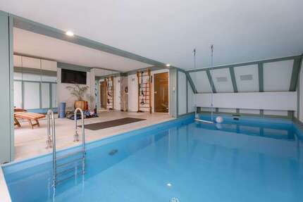 Haus zum Kaufen in Königstein im Taunus 1.795.000,00 € 280 m²