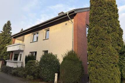 Gelegenheit in Sutthausen: Großes ZFH |4 Bäder|Werkstatt|2 Garagen|gr. Garten|Teich|Laube - Osnabrück