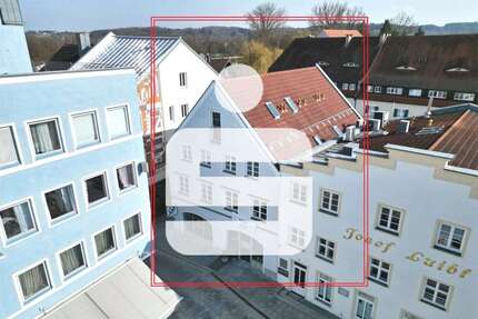 Haus zum Kaufen in Eggenfelden 1.550.000,00 € 246 m²