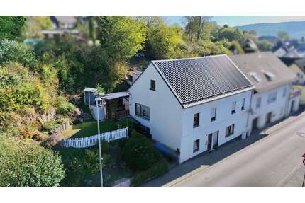 Vermietetes Einfamilienhaus in Sinn OT