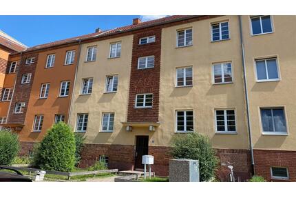 zentrumsnahe kleine 3-Raumwohnung - Greifswald