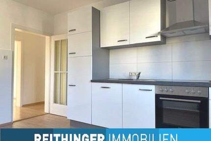 Lichtdurchflutete, charmante 3,5 Zi.-Mietwohnung in begehrter Lage von Singen - Singen (Hohentwiel)