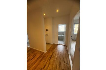 +SOFORT VERFÜGBAR+ 2-Raum Wohnung mit Balkon und Wannebad - Berlin Reinickendorf