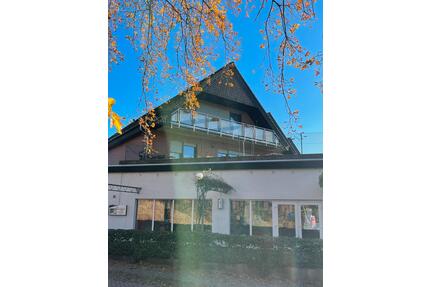 2 x 3 Zimmer-Whg., Dachgeschoss, Sud-Balkon, zentral - Lingen (Ems)