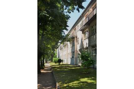 Wohnung zum Kaufen in Dresden 107.000,00 € 42.78 m²