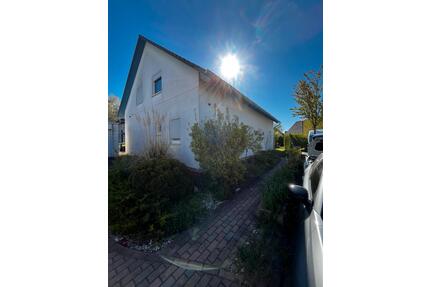 Haus zu verkaufen, Heiterblick 04329 Leipzig. 217qm.