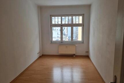 Ruhiges Zimmer in Studenten-WG - 410,00&nbsp;EUR Kaltmiete, ca.&nbsp; 62,00&nbsp;m&sup2; in Markkleeberg (PLZ: 04416)