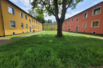 Wohnen im Grünen! - 415,00&nbsp;EUR Kaltmiete, ca.&nbsp; 52,50&nbsp;m&sup2; in Duisburg (PLZ: 47138) Ruhrort