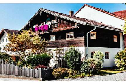 Haus zum Kaufen in Steinhöring 999.000,00 € 200 m²