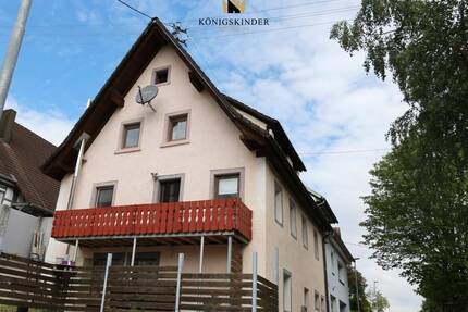 Perfekt für den geschickten Handwerker. Renovierungsbedürftiges Haus mit großer Terrasse - Eutingen im Gäu - Rohrdorf