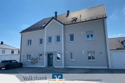 Modernes Wohnen unterm Dach – 3-Zimmer mit Balkon, Badewanne & Dusche - Vohburg an der Donau