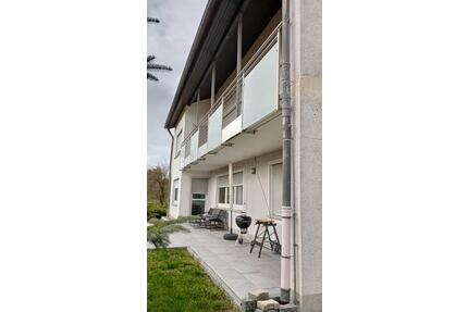 Großzügige Wohnung mit Aussicht - Möckmühl