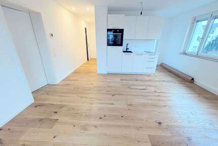 Wohnung zum Mieten in Stuttgart 1.020,00 € 48 m²