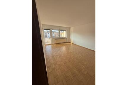 63 qm Wohnung MA-Wohlgelegen - 950,00&nbsp;EUR Kaltmiete, ca.&nbsp; 63,00&nbsp;m&sup2; in Mannheim (PLZ: 68219) Rheinau