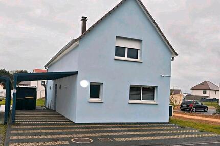 Einfamilienhaus Wohnung - ideal für Grenzgänger Familien - Neuenburg am Rhein