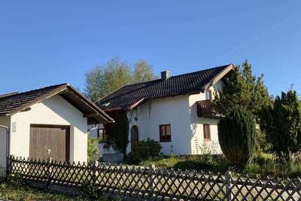 Haus zum Kaufen in Soyen 450.000,00 € 110 m²