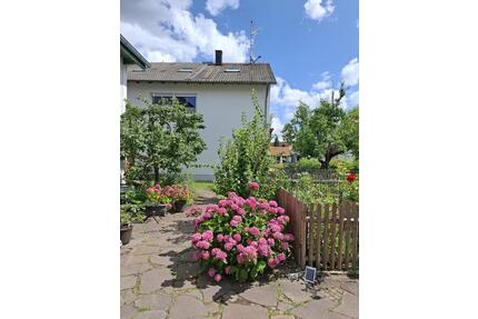 Helle 3 Zimmer Wohnung in Jesenwang