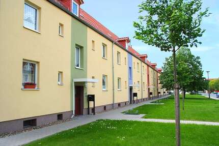 Wohnung zum Mieten in Schönebeck 288,53 € 38.47 m²