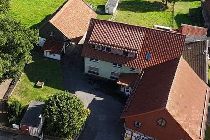 Haus zum Kaufen in Bad Gandersheim-Hachenhausen 225.000,00 € 300 m²