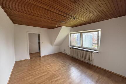 Steinburg Eichede - Helle ruhige 2 Zimmer Maisonette Wohnung + Garage ab sofort zu vermieten