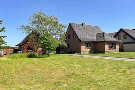 Haus zum Kaufen in Mettingen 239.000,00 € 122.83 m²