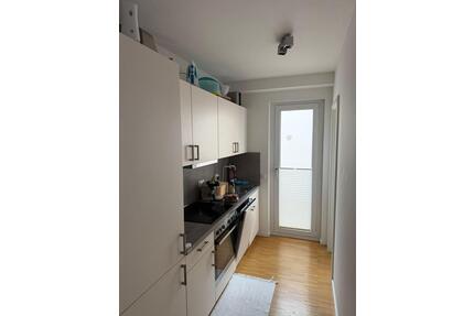 - Neuwertig -nach Erstbezug helles 1 Zimmer Apartment - KfW 40+ , EBK, Balkon - Frankfurt am Main Sindlingen