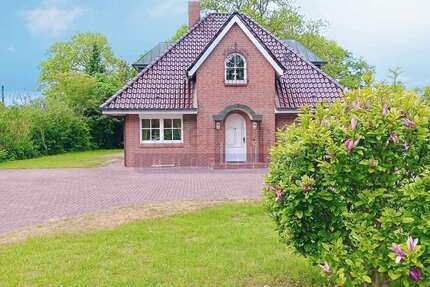 Haus zum Kaufen in Lübeck 620.000,00 € 153 m²