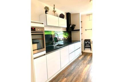 Gemütliche 3ZKB Wohnung mit Loggia, modernisiert, ruhig gelegen - Landau in der Pfalz