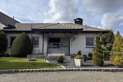+++RESERVIERT+++IMMOBILIEN GUMNIOR präsentiert: gepflegter, ebenerdiger Bungalow mit schönem Garten und Garage - Neuenkirchen