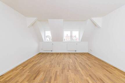 BEZGUSFREI AB 01.07.2026 | Gehobene 3-Raum-Wohnung über den Dächern der Stadt - Leipzig Südvorstadt