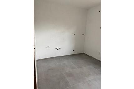 Mietwohnung - 1.000,00&nbsp;EUR Kaltmiete, ca.&nbsp; 80,00&nbsp;m&sup2; in Lorsch (PLZ: 64653)