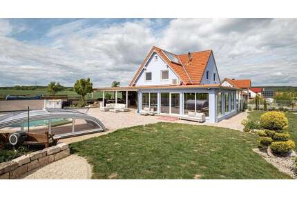 Haus zum Kaufen in Steinsfeld 875.000,00 € 230 m²