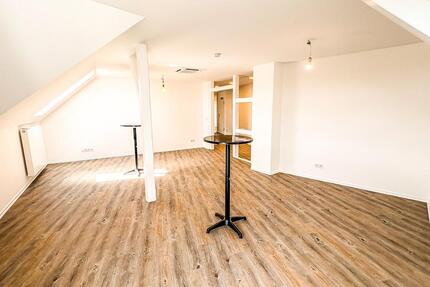 Kernsanierte Premium-Dachgeschosswohnung mit Weitblick - Braunschweig Lehndorf-Watenbüttel