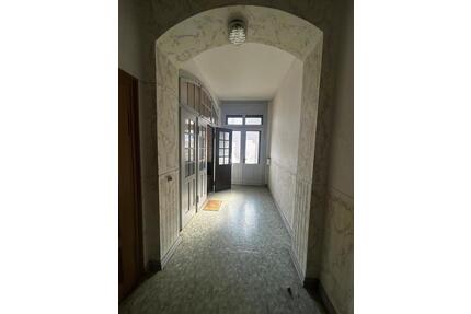 2 Raum Wohnung zu Vermieten - 400,00&nbsp;EUR Kaltmiete, ca.&nbsp; 72,00&nbsp;m&sup2; in Zwickau (PLZ: 08056)