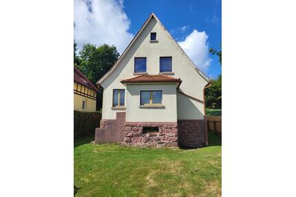 Zuhause mit viel Platz in Steinbach-Hallenberg