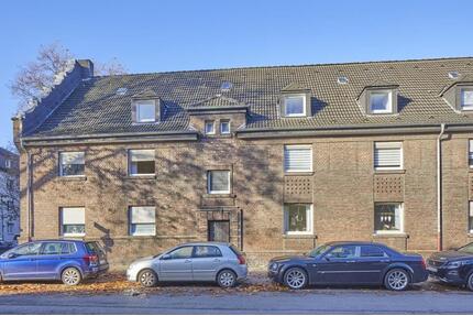 Moderne und voll renovierte Balkonwohnung mit großzügigem Grundriss - Oberhausen Alt-Oberhausen