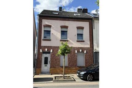 Haus zum Kaufen in Alsdorf Blumenrath 179.000,00 € 175 m² - Alsdorf / Blumenrath