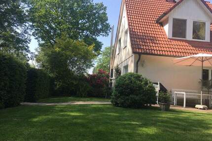 Hübsches Häuschen mit Garten in ruhiger Lage in Hamburg Rissen