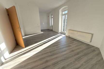 Wohnung zum Mieten in Plauen 449,00 € 80 m²