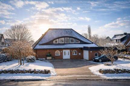 Haus zum Kaufen in Grünendeich 678.000,00 € 244 m²