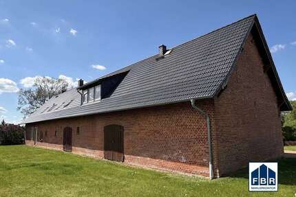 Haus zum Kaufen in Lübz 289.000,00 € 191.38 m²