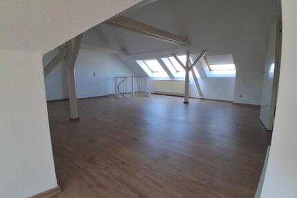 Maisonette Wohnung - 490,00&nbsp;EUR Kaltmiete, ca.&nbsp; 80,00&nbsp;m&sup2; in Naumburg (Saale) (PLZ: 06618)